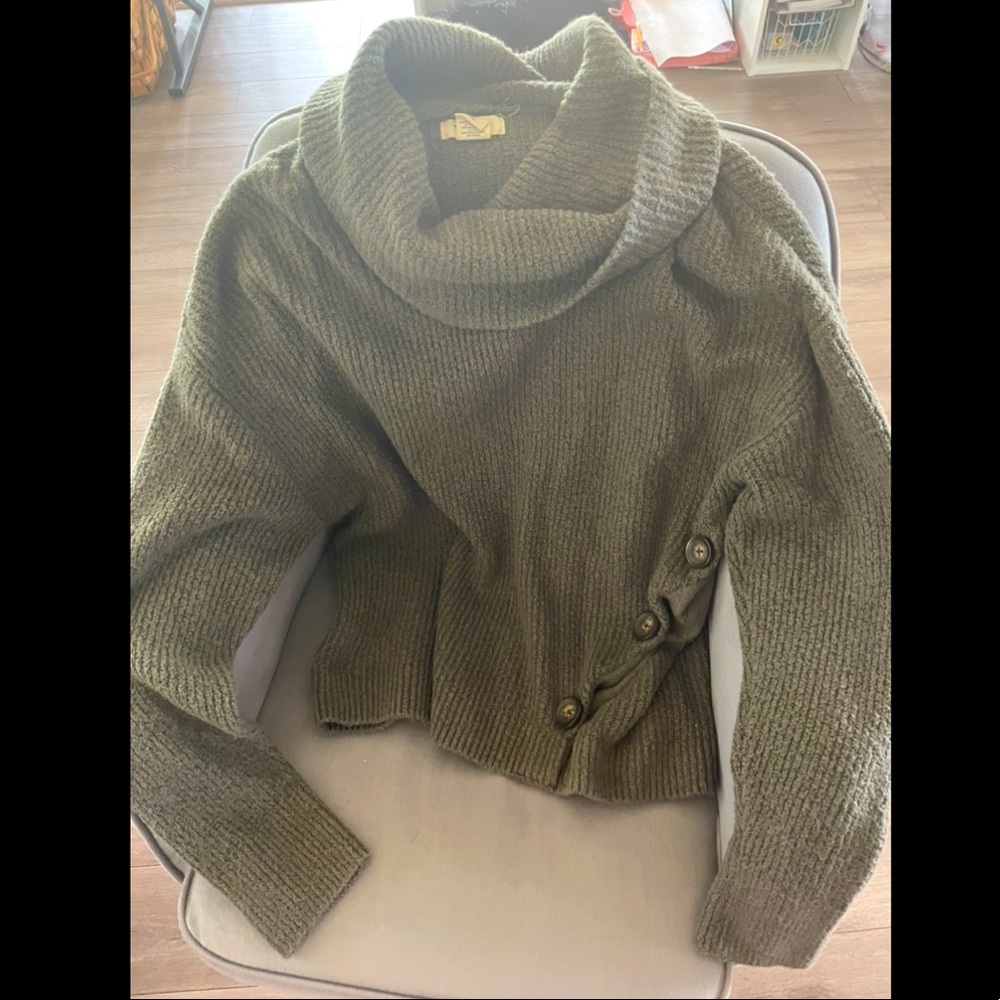Yes Lola brand Turtleneck Sweater. Size L.